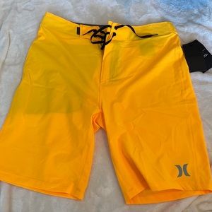 Hurley phantom board shorts size 28